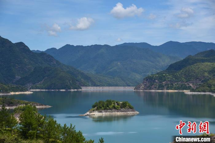 滩坑水电站库区掠影 范宇斌 摄