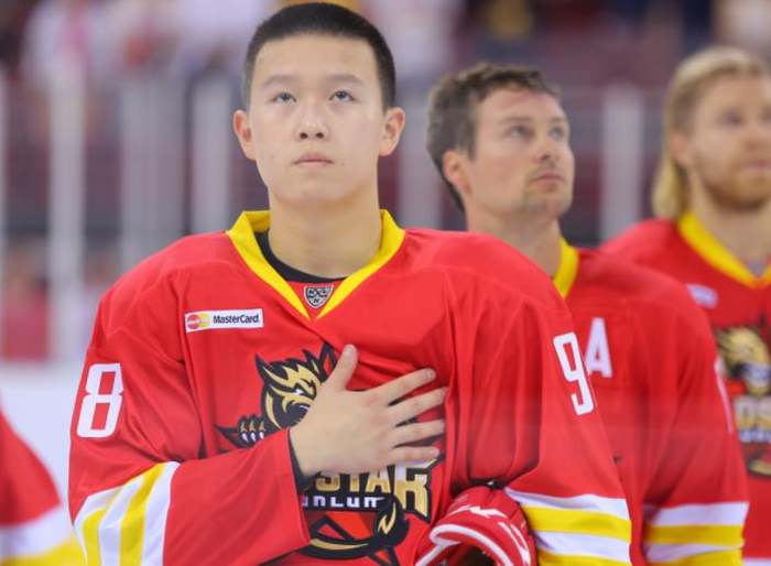 中国队球员英如镝是著名导演英达的儿子。来源：澎湃新闻