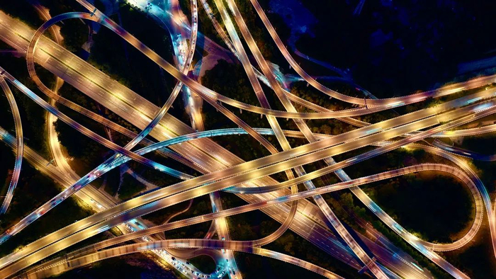 南岸区盘龙立交 周能 摄