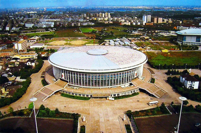 1987年，从华亭宾馆眺望万体馆