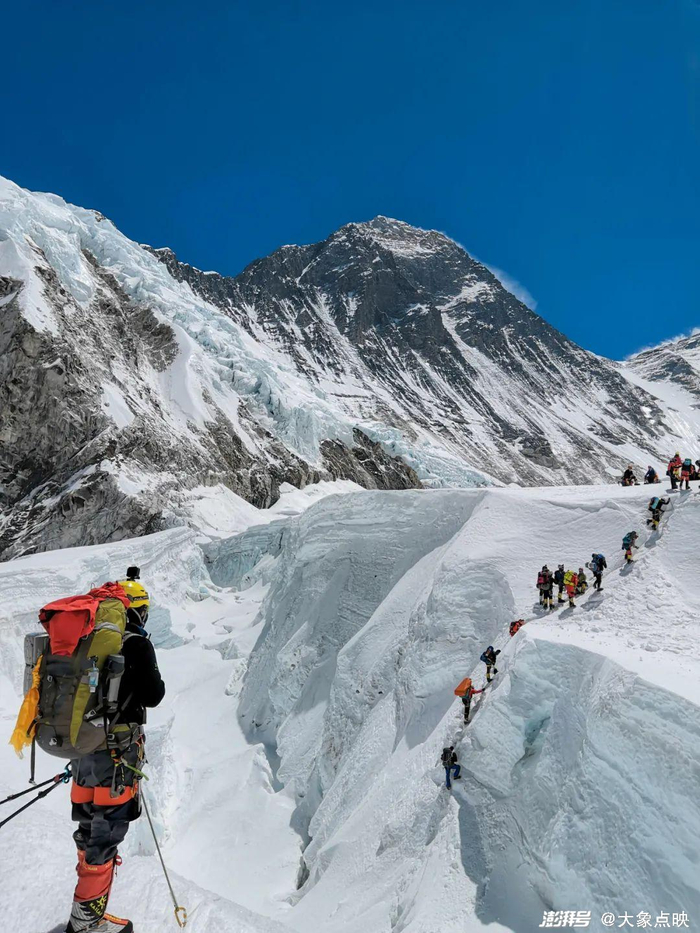 ▲2019年川藏队珠峰攀登照
