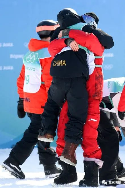 图片：@央视新闻