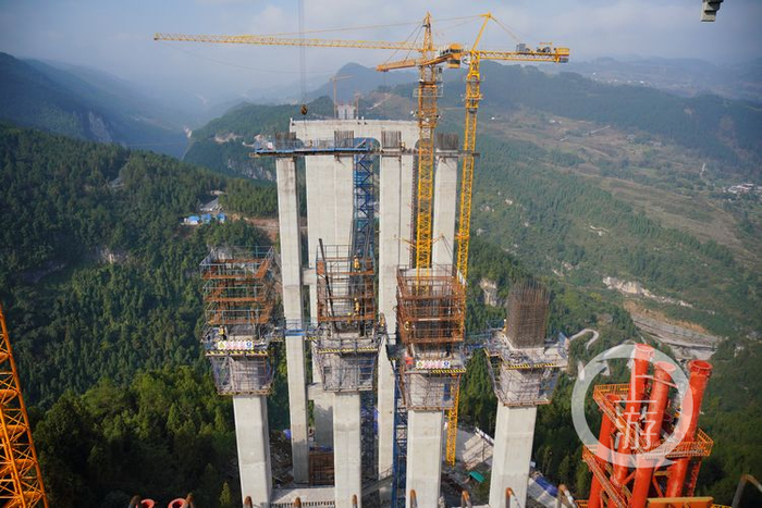 △建设中的双堡特大桥