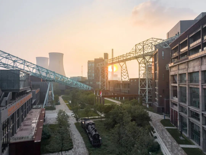 西十冬奥广场内院©王栋