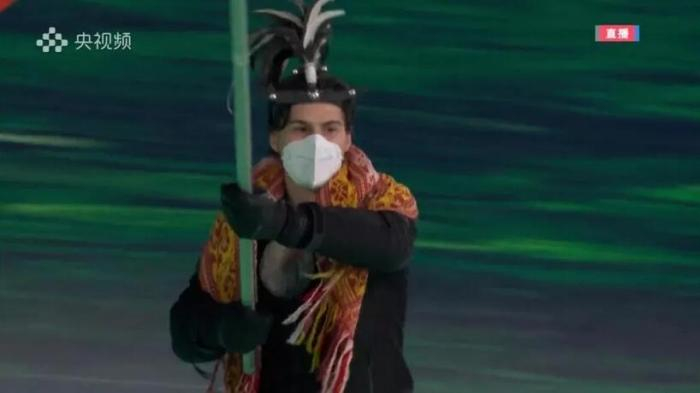 约翰·古特·贡卡尔韦斯在开幕式上。央视频截图