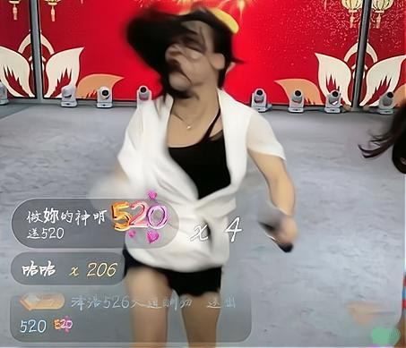 完美句号,动作如此粗暴狂野,因此网上一直有人盛传张开凤的本名张德建