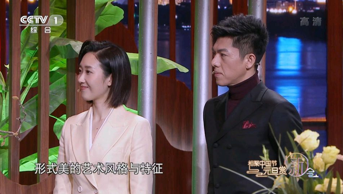 同样入职央视综合频道一年,张舒越冯硕的发展为什么不如王嘉宁?|央视|张舒越|冯硕