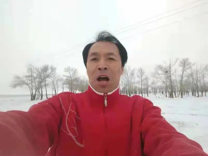 ▲玉狗梁村第一书记卢文震。受访者供图