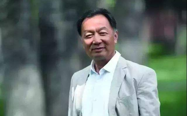 温铁军：三农问题专家，中国人民大学教授。受访者供图