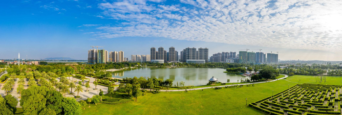 航拍高明西江产业新城。