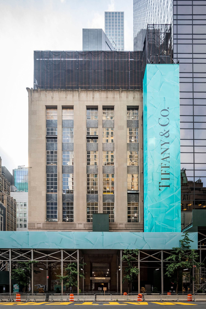 正在重新装修的蒂芙尼第五大道旗舰店 图片来源：纽约时报