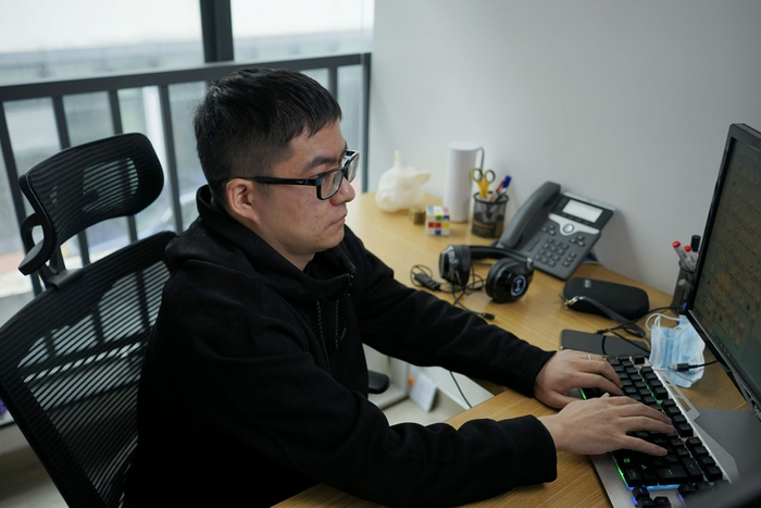 韩晓光备课中 图片由受访者提供