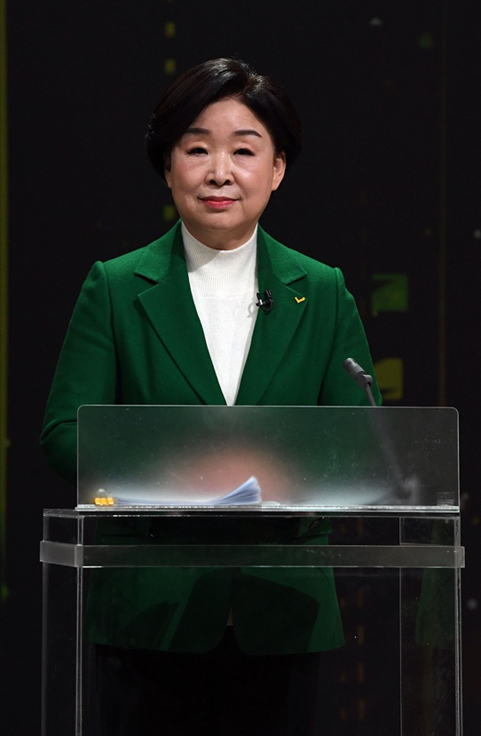 韩国正义党候选人沈相奵。