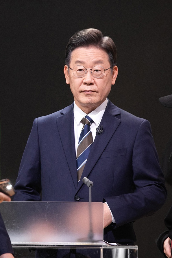 韩国共同民主党候选人李在明。