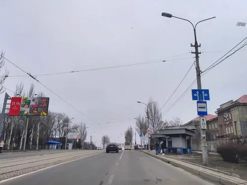 ▲2月26日，在乌克兰顿涅茨克拍摄的街道。图/新华社