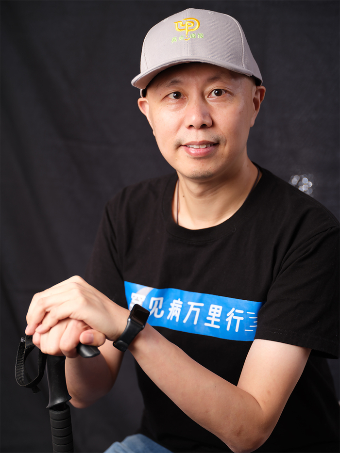 　2020年7月，刘轩飞正式成立了一个罕见病公益组织“亮点连接罕见病关爱之家”。