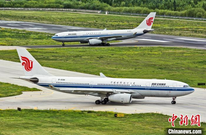 国航西南分公司空客A330飞机执行高原航线。　张翔宇 摄