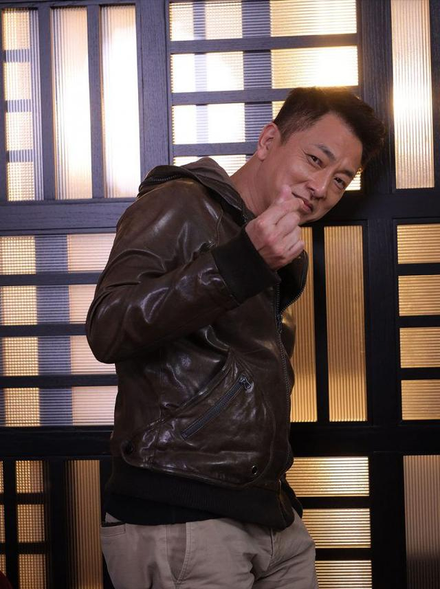 张松枝,你看见就认识的TVB绿叶王,熬得过岁月也定能熬得过病毒