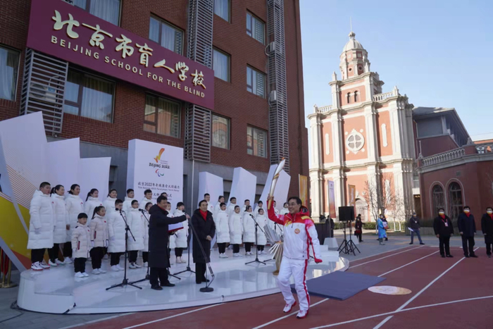 盲校师生如何用歌声“点燃”光明之火?背后故事泪目