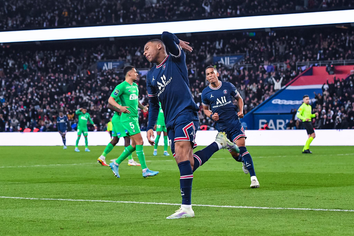 姆巴佩是目前大巴黎的第一射手。