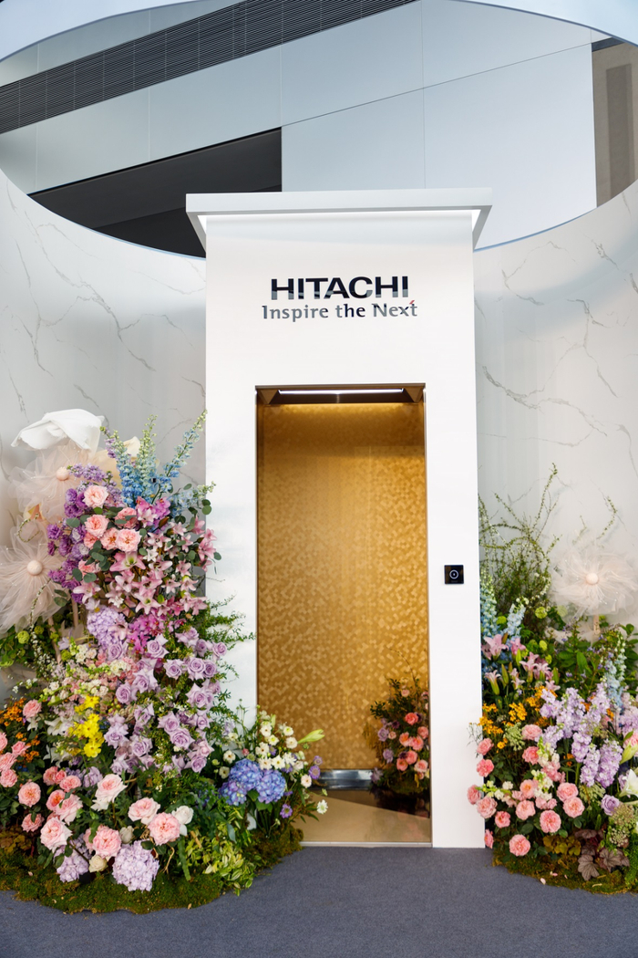 日立家用电梯臻享新品展示