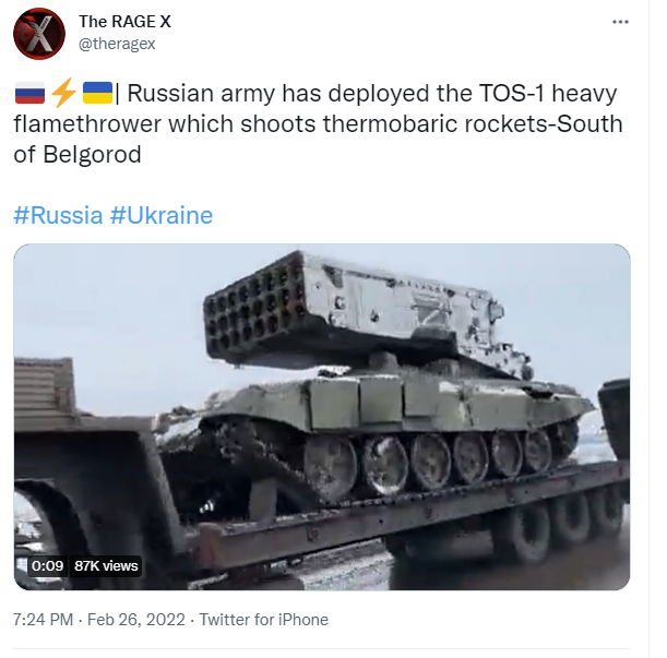 推特上多位网友发布的观察到TOS-1A移动的录像。