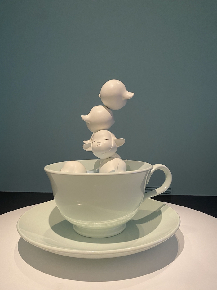 展览现场 《生命之泉》 2001年  玻璃钢上漆和聚氨酯涂层