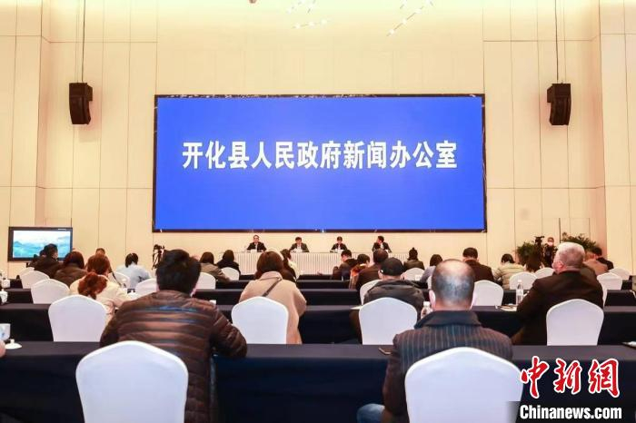 发布会现场。　凯旋 摄