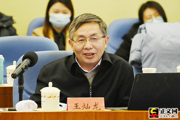 　　全国政协委员、中国社会科学院语言研究所研究员王灿龙