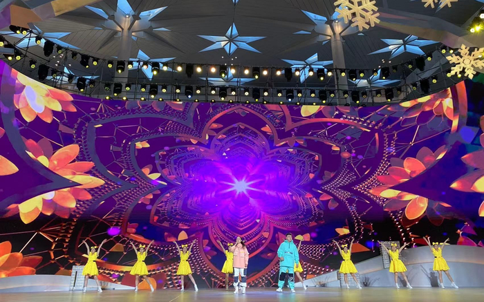 延庆冬残奥颁奖广场演出歌舞节目《青春舞曲》。主办方供图