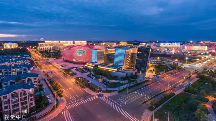 △ 鄂尔多斯（图源：视觉中国）