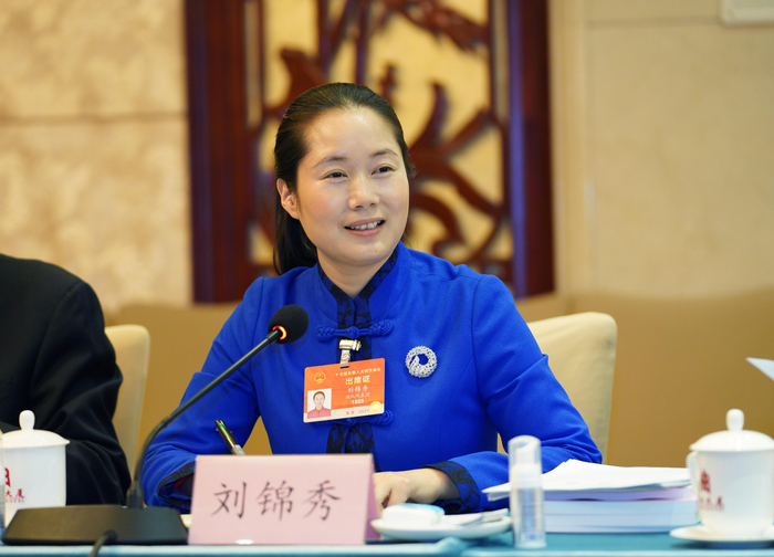 全国人大代表、湖北名羊农业科技发展有限公司董事长刘锦秀。受访者供图