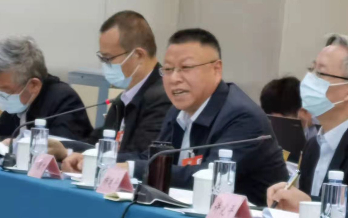 全国政协委员、南京大学民营经济研究所所长、南京大学商学院教授杨德才。受访者供图