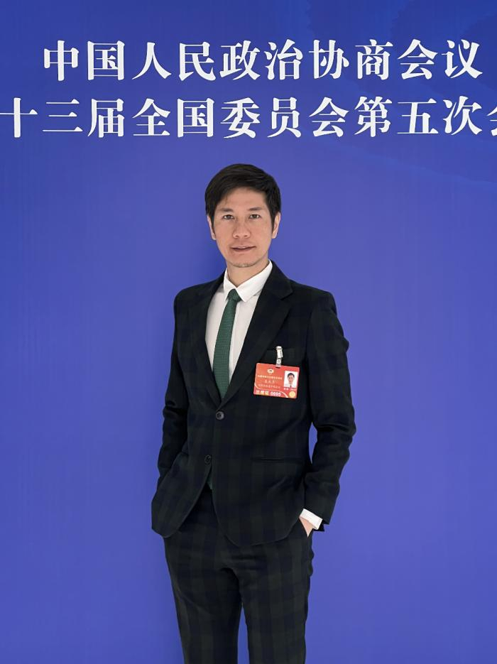 （全国政协委员吴杰庄。受访者供图）