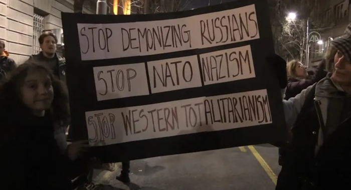 亲俄民众的示威游行 视频截图