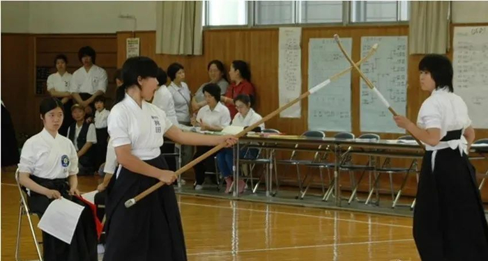 什么是日本薙刀?曾是步兵兵器,末落于战场