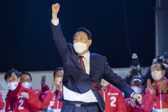 当地时间2022年3月10日，代表国民力量党参选的尹锡悦当选新一任韩国总统&nbsp; 图源：视觉中国