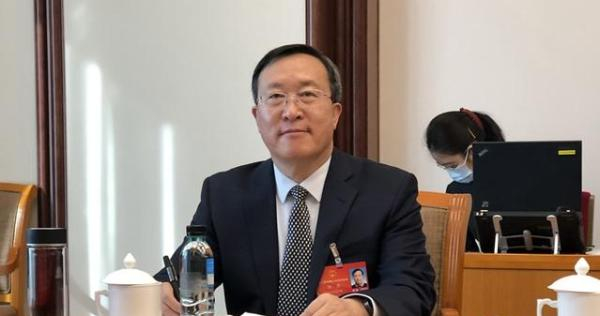 　全国人大代表、南京信息工程大学大气物理学院教授银燕。