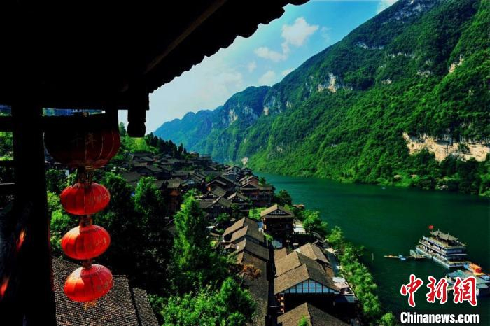 图为酉阳龚滩古镇。　邱洪斌 摄