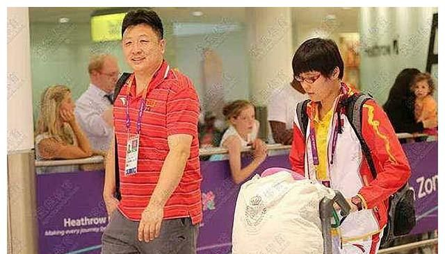 蝶泳皇后刘子歌近况：嫁大23岁教练,如今在澳大利亚定居准备二|金炜|游泳|奥运会|佩尔|训练_新浪体育_新浪新闻