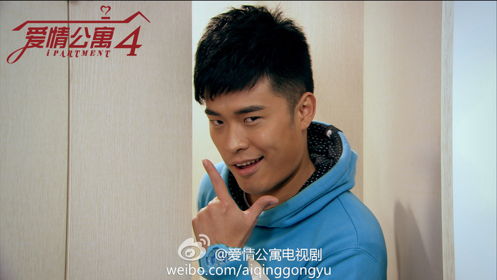 情景喜剧《爱情公寓》系列中的曾小贤，让陈赫收获了大批粉丝。图片来自该剧官微