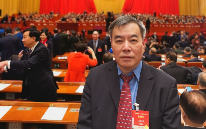 中国出版集团原党组成员、副总裁潘凯雄。受访者供图