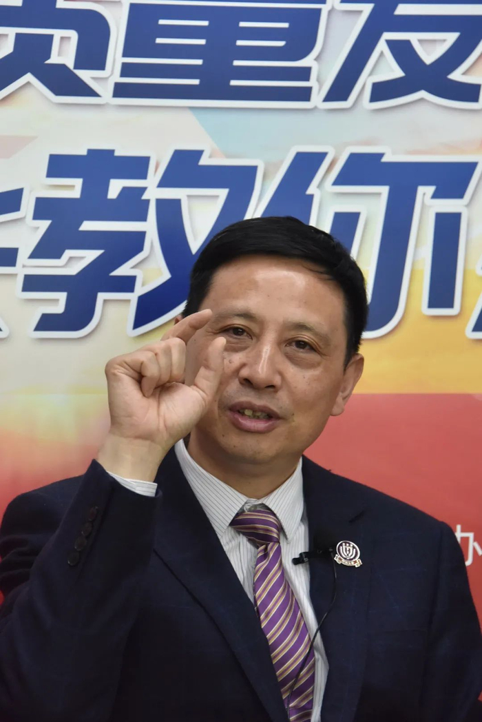 广州华美英语实验学校总校校长、广州民办教育协会会长陈峰