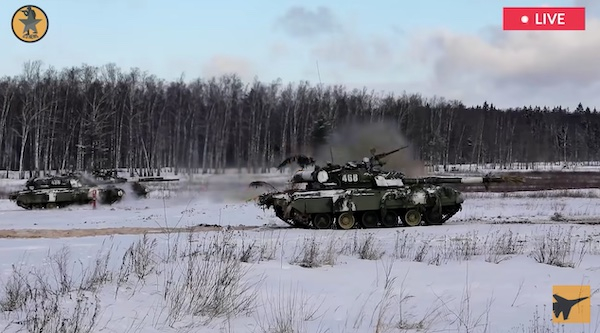 双方开打坦克战