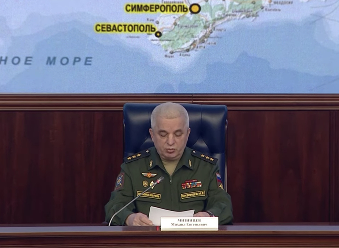 在有关人道主义会议上的俄军米津采夫上将，他曾在发布会上宣称两民中国公民在撤离时被射杀，但此消息随后被中国驻乌克兰大使馆辟谣