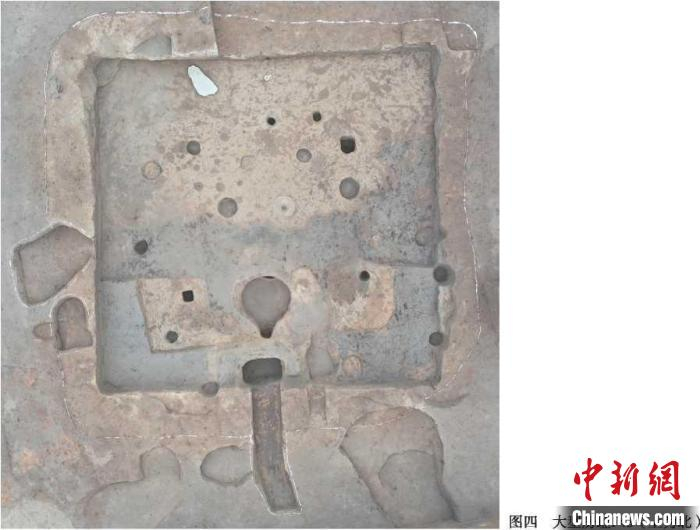 圪垯川新石器时代遗址-大型房址。　中国社会科学院考古学论坛   供图
