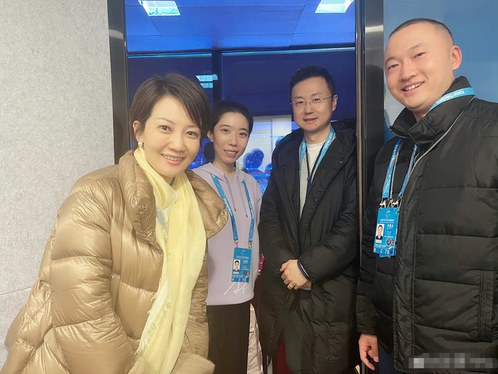 央视主持人王端端素颜照曝光,没有滤镜和美颜,照样可以媲美明星