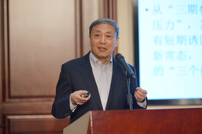 中国社会科学院原副院长、国家高端智库首席专家，央行货币政策委员会委员蔡昉   澎湃新闻记者 周頔 摄