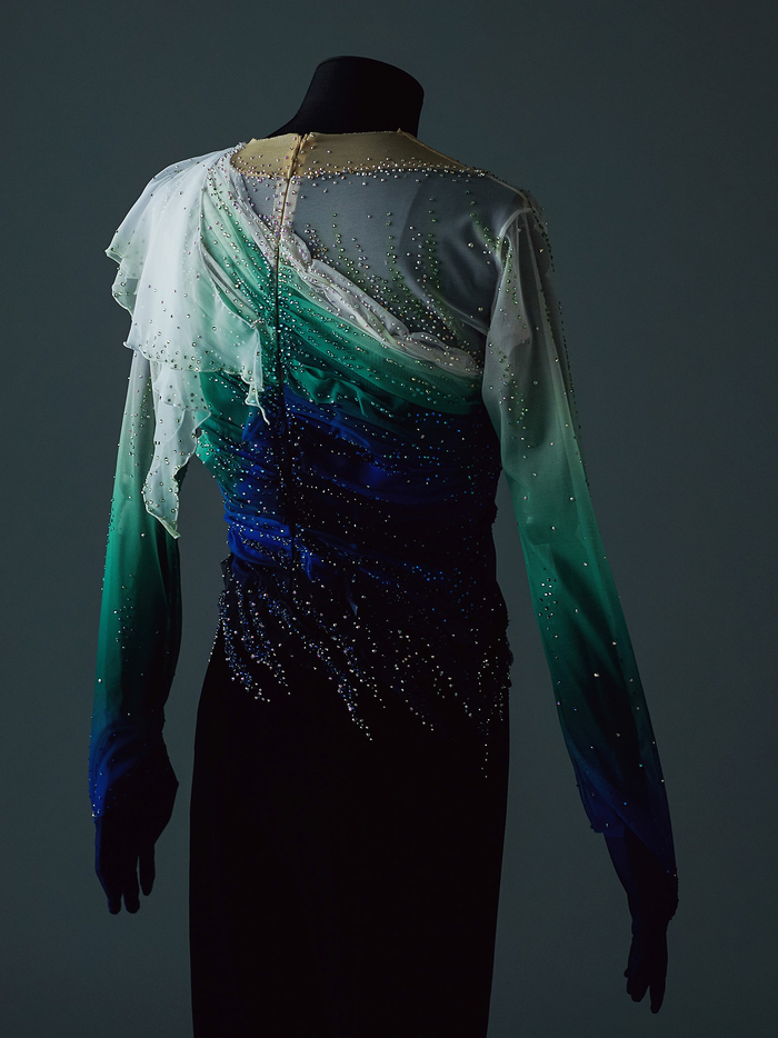 《希望与遗赠》的考斯腾。图源：《伊藤聪美作品集》