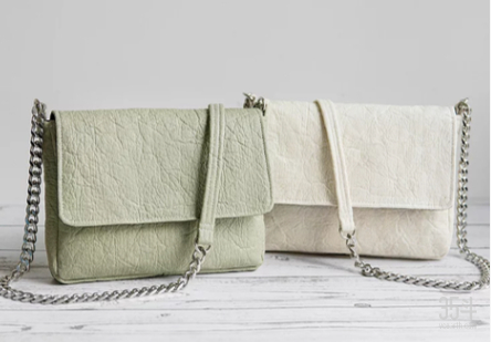 图6：由Pi atex制成的成品包，图源：Ananas Anam官网